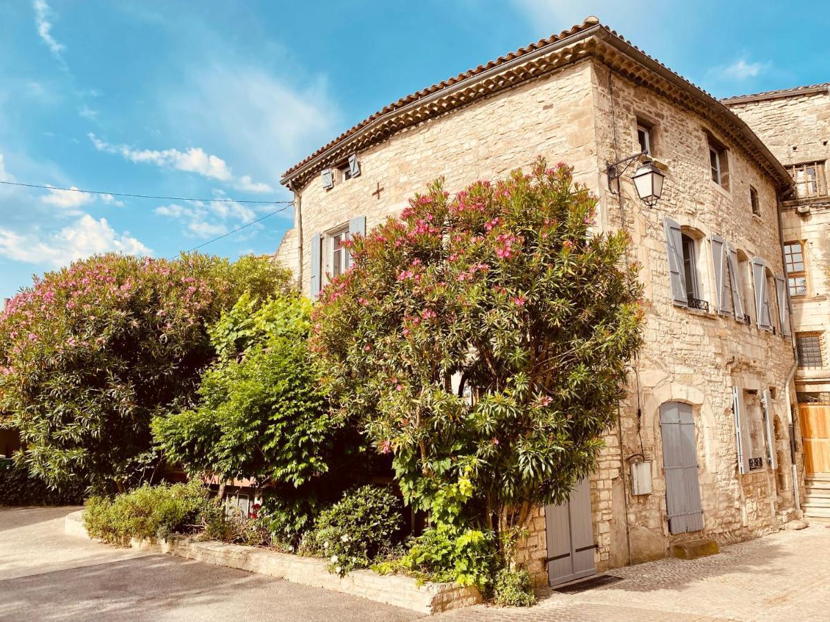 Les Lauriers Roses - Maison D'Hotes Barjac  Exterior photo